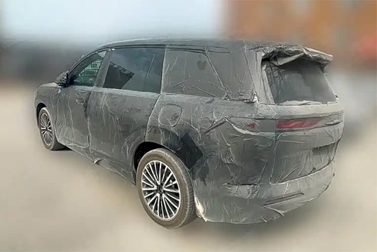 王朝网全新旗舰SUV 比亚迪大唐谍照曝光(图2)