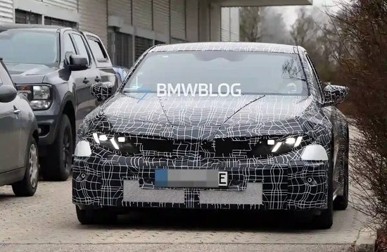 或搭载四电机 全新宝马M3纯电版谍照曝光(图2)