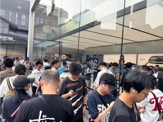 明年购车最高补贴2万元！消费者笑了，黄牛哭了(图3)