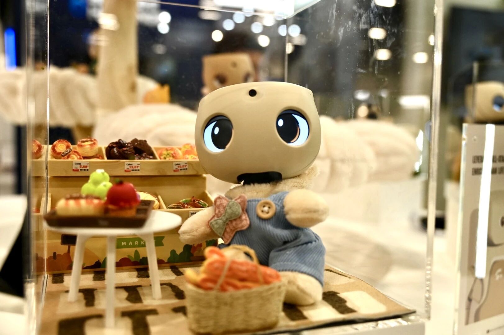 CES 2026：傅利叶携全尺寸人形机器人GR-3重磅亮相(图2)