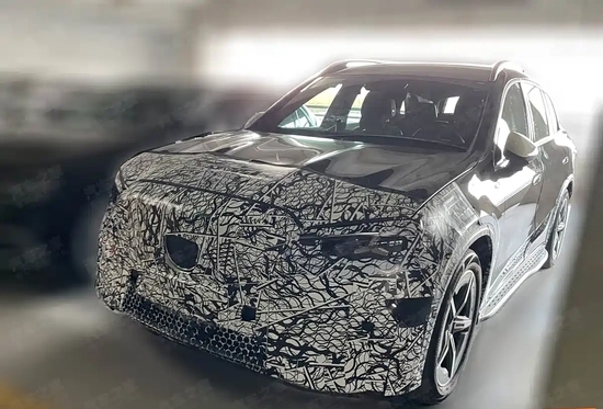 预计年内发布 奔驰GLC EV内饰谍照曝光(图3)