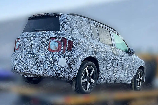 或将引入国产 全新奔驰GLB国内谍照曝光(图3)