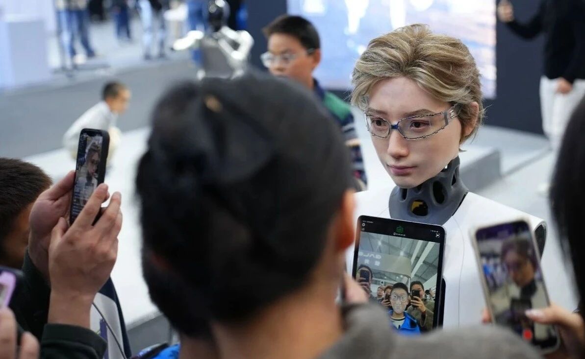 CES 2026：松延动力将在CES亮出人形机器人新方案(图2)