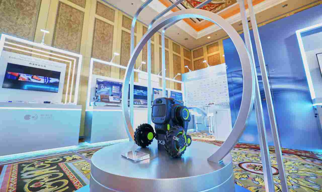 CES 2026：近60家企业参展，一文尽览中国机器人军团“硬实力”(图20)