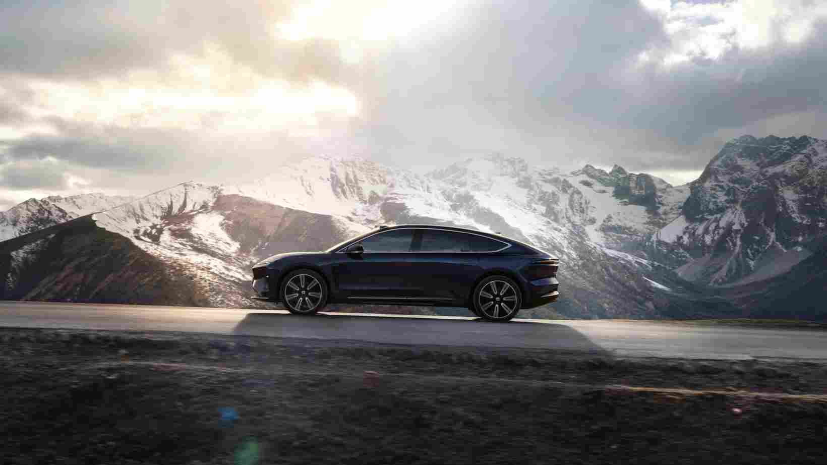 五年后，蔚小理依然在场(图2)