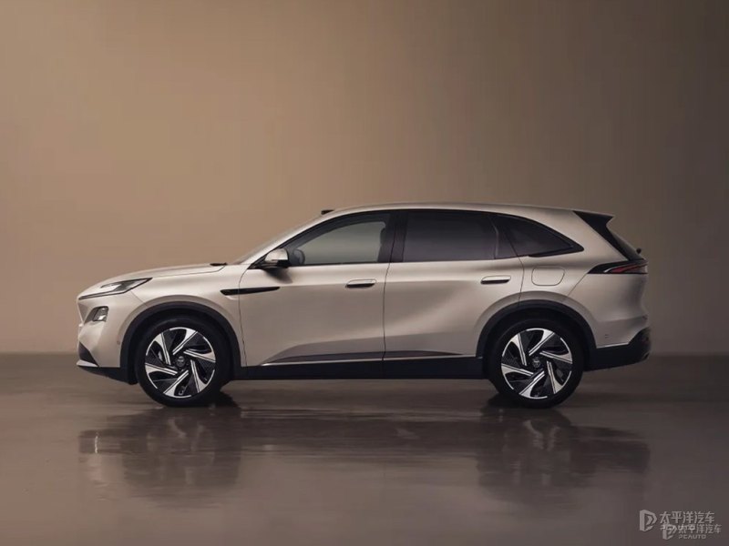 别克至境E7内饰谍照曝光 同级唯一配备后排大屏的大五座SUV(图5)