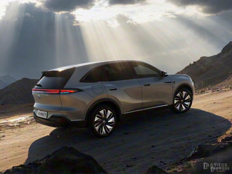 别克至境E7内饰谍照曝光 同级唯一配备后排大屏的大五座SUV(图7)