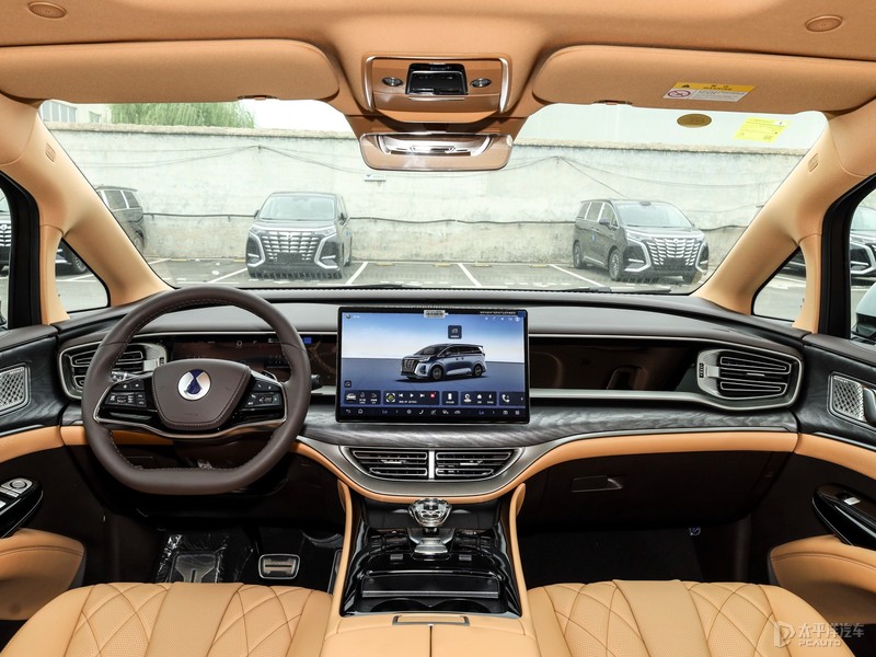 三连冠 腾势D9再次夺得MPV车型年度销量冠军(图3)