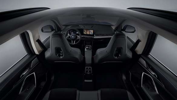 16万元，刚改款上市的宝马纯电，竟然直接打折售卖？(图2)