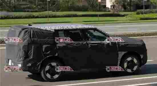 首次推出增程动力 新款现代胜达谍照曝光(图3)