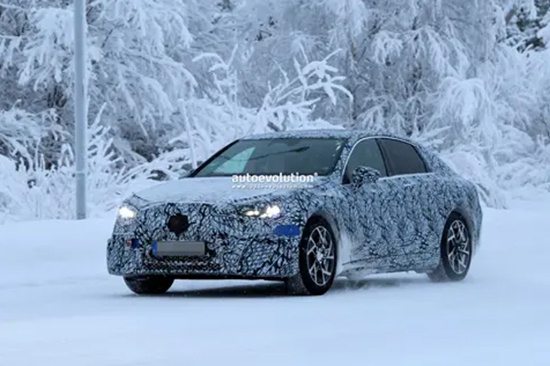 或下半年发布 全新奔驰C级纯电版谍照曝光 - 领驭达新车资讯站