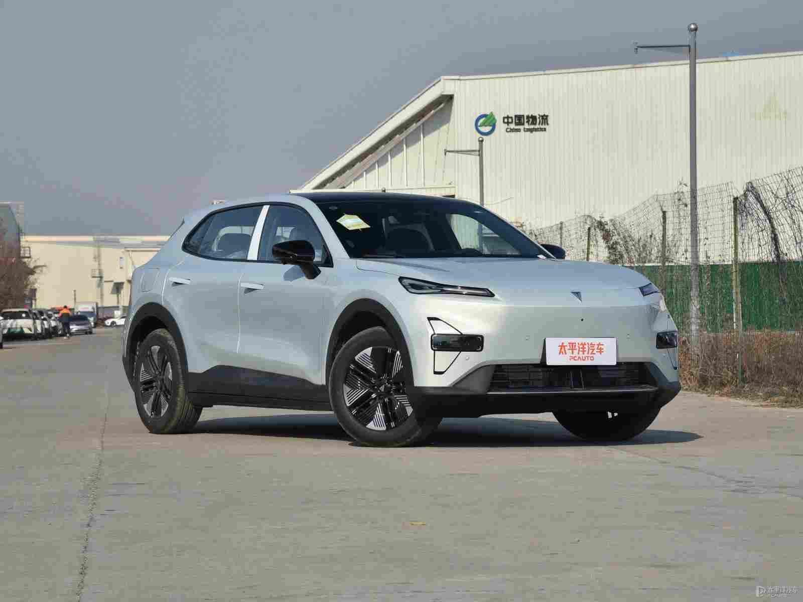 新增CarPlay等功能 深蓝S05开启OTA(图3)