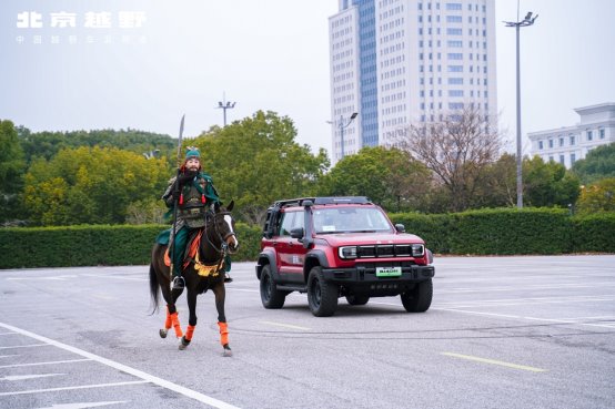 13.29万起 BJ40家族上新三款车型(图4)