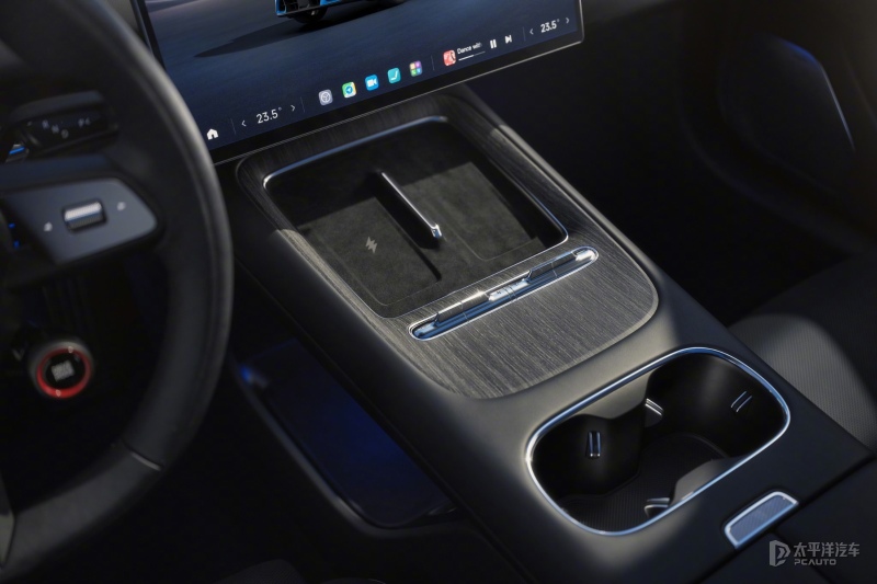 预售22.99万元起 新一代SU7实车到店 预计4月上市(图5)