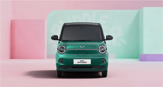 第五代宏光MINIEV内饰官图发布 设计有新意(图6)